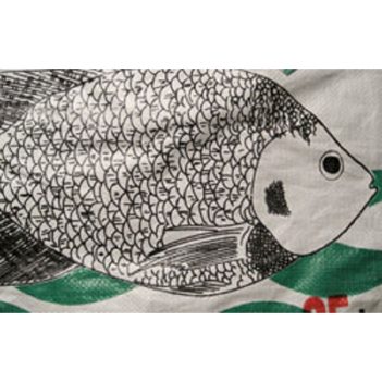 Recycled Fish Feed Extra Large Deluxe Zip Travel Bag - Image 8
