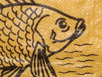 Recycled Large Zip Deluxe Fish Feed Tote