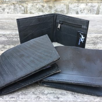 Recycled Tyre Flip Wallet Slim - Image 3