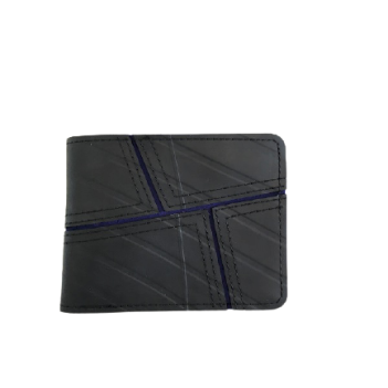 New Look Recycled Tyre Mans Flip Geometric Detail Wallet - Image 9
