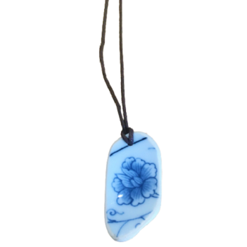 Vintage Japanese Porcelain Pendants boxed Fair Trade - Image 3