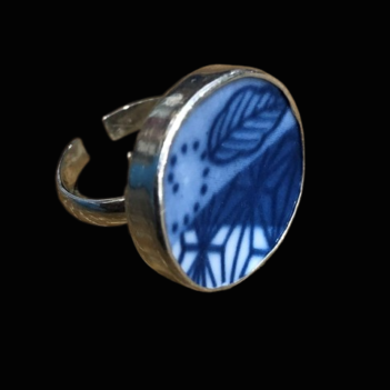 Vintage Porcelain Sterling Silver Ring Blues