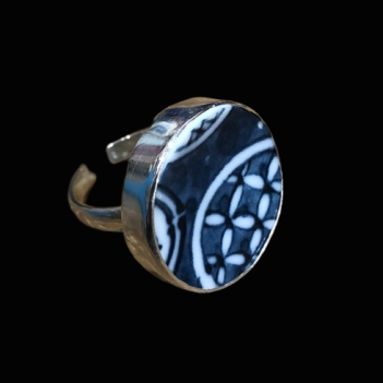 Vintage Porcelain Sterling Silver Ring - Image 6