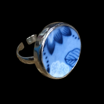 Vintage Porcelain Sterling Silver Ring - Image 9
