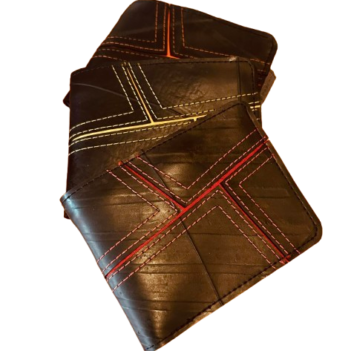 New Look Recycled Tyre Mans Flip Geometric Detail Wallet